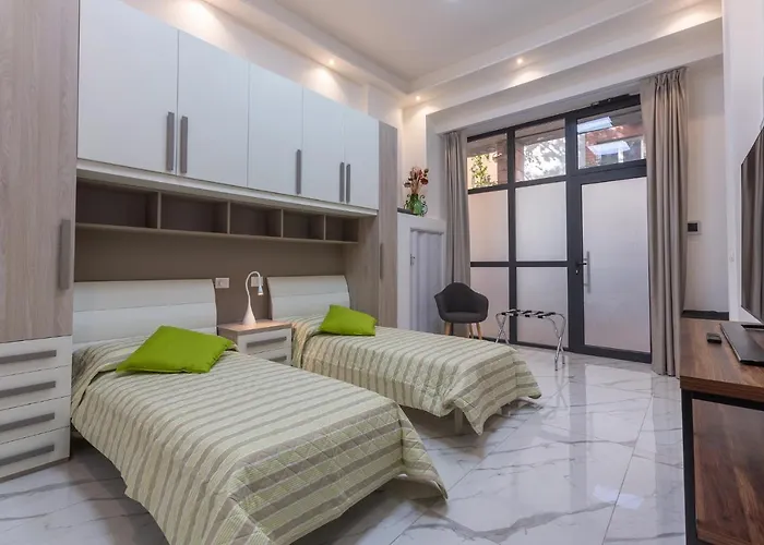 Apartment Guesthost - Mini Loft San Carlo A 5 Min Da Mambo