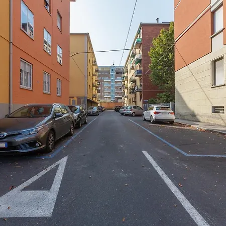 شقة Guesthost - Mini Loft San Carlo A 5 Min Da Mambo *